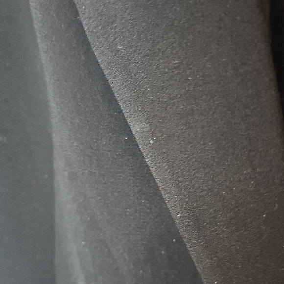 H&M Black Sleeveless Vest - Picture 4 of 7